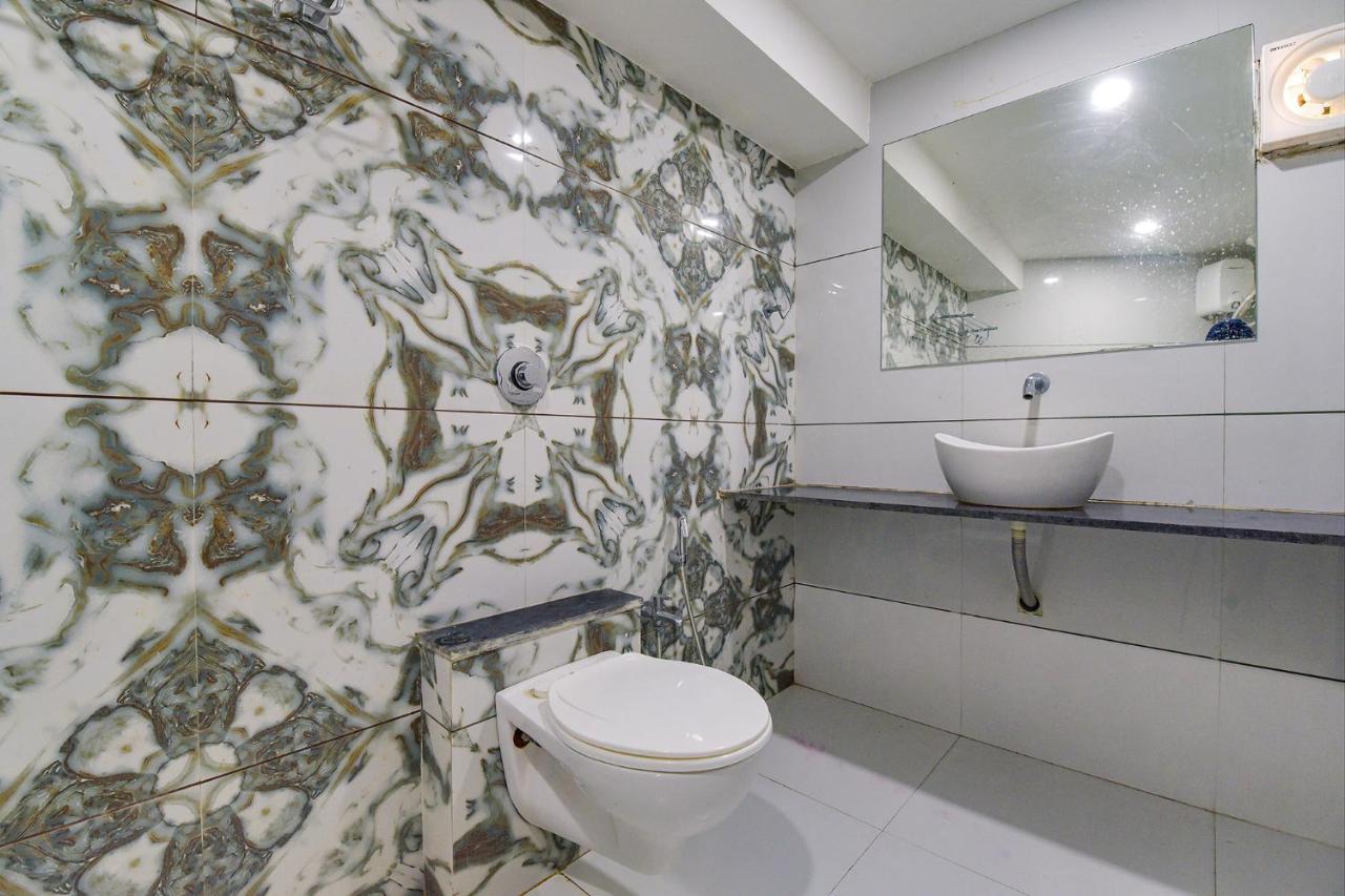 אחמדאבאד Hotel Legrand.Inn מראה חיצוני תמונה