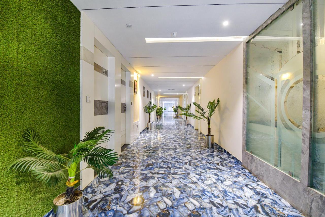 אחמדאבאד Hotel Legrand.Inn מראה חיצוני תמונה
