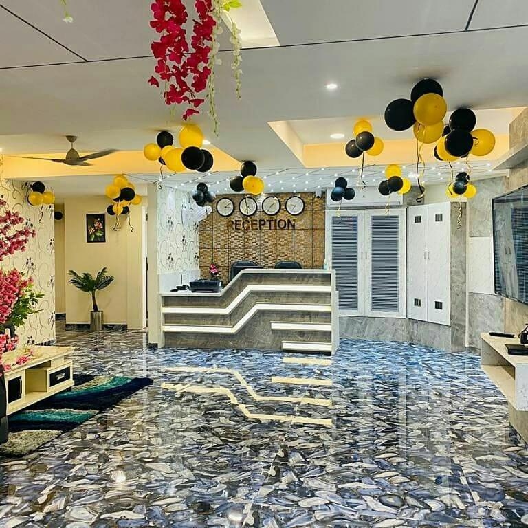 אחמדאבאד Hotel Legrand.Inn מראה חיצוני תמונה